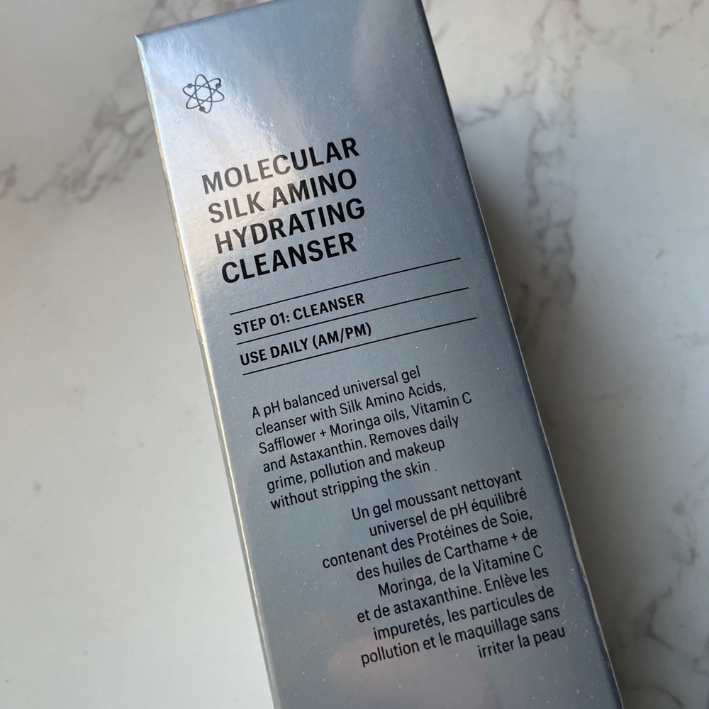 Molecular Silk Amino Hydrating Cleanser